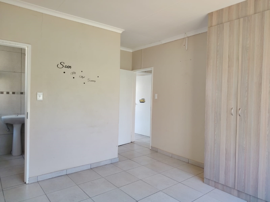 3 Bedroom Property for Sale in Waterkloof A H North West